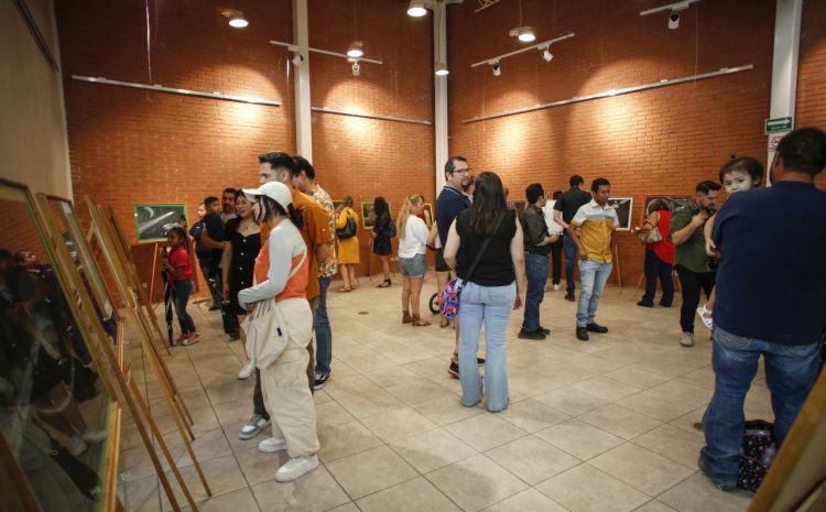  Invitan a recorrer “Polvo de Estrellas” en la Sala de Arte Germán Valdés Tin Tan