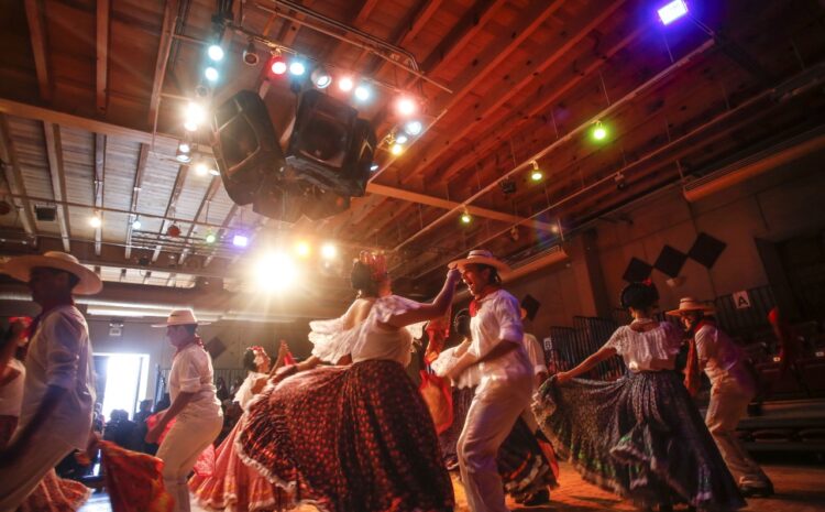  Color, tradición y folclor en el espectáculo “Toritos de México” en el CMA