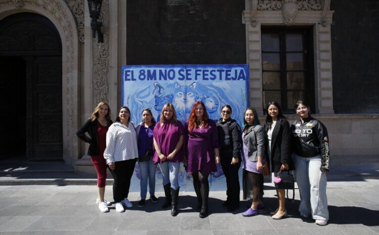  IPACULT abre espacio de expresión con mural móvil del 8M en la antigua Presidencia Municipal