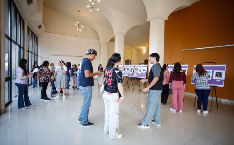  Inauguran la exposición Mujeres de marzo en el Auditorio Cívico Benito Juárez