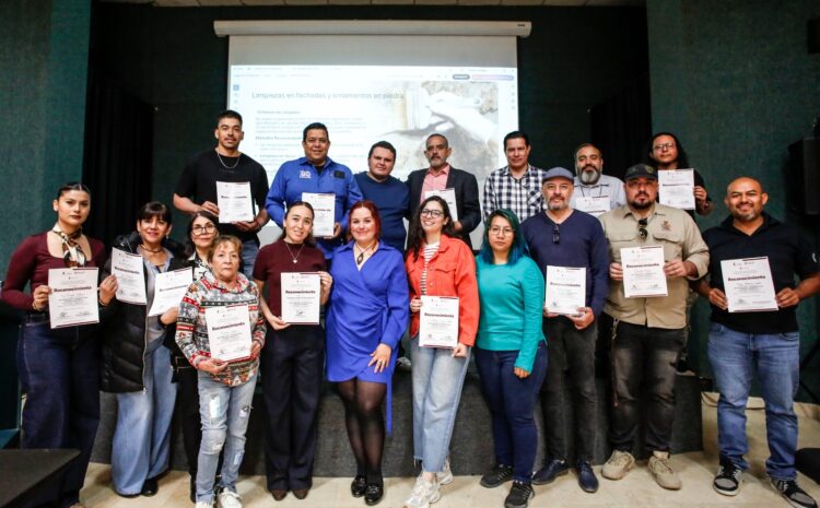  Capacitan a personal municipal en conservación de monumentos y patrimonio cultural