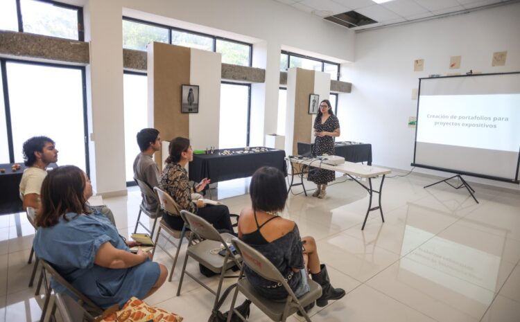  IPACULT fortalece la profesionalización artística con capacitación sobre creación de proyectos expositivos